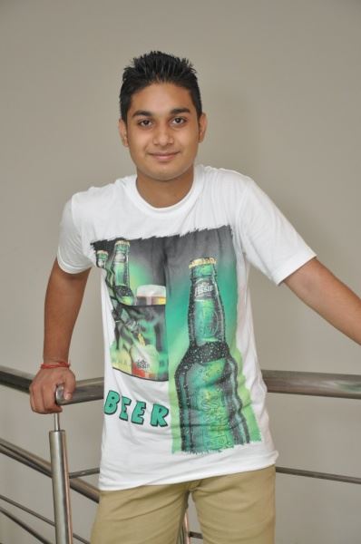 Image of AtulDuggal. I am a simle boy frm Punjab and I like to have alots of friend add me