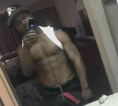 Image de Jamal33. Im outgoing love to do almost anything to ejoy life and I have a 2yr old lil girl im also 23 I have a fb page hmu to get more info William gillus on facebook 8509941631 house number