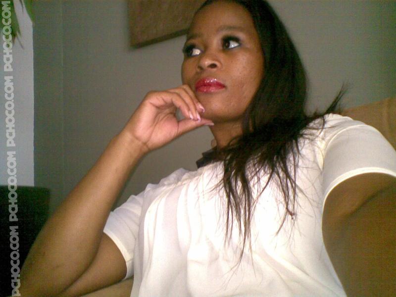 Image of Mbali1. Would like to meet ppl,between 34-45 years. If u below dnt bother I'm very pasionate Bubbly Love life A mother of one here to sociaze, Meet new ppl