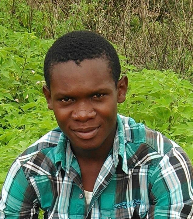 Second Image of Mickelmicka. Je suis congolais et je suis a la recherche d'une belle nana qui me faira envolé dans le paradis et avec qui je serais heureux toute ma vie si je t'interesse laisse moi un message et je te repondrai je t'aime et bienvenue dans mon paradis