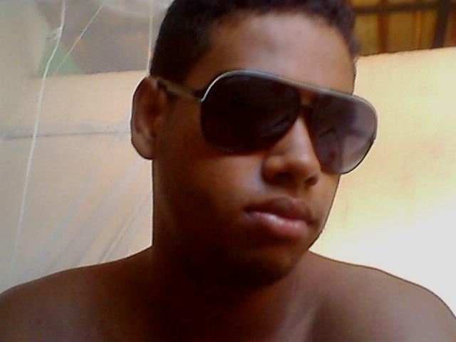 Image of rafaelk. Eu sou alegre e bastante