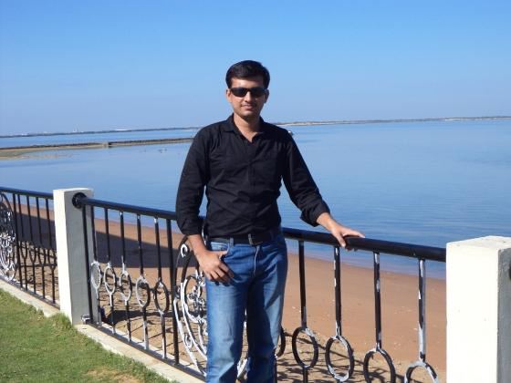 Image de Vishnu1. Hai im vishnu from india now working in dubai.i am searching for cute girls for video chat and sex chat.my skype id is vishnu nambyar or my mail id is