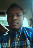 Owoshopeter a man noir of 44 years old looking for a woman asiatique