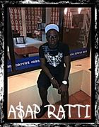 Ratti a man of 28 years old living at Kingston looking for some men and some women