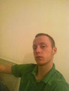 Dany16 a man of 28 years old living in Belgique looking for a young woman