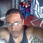 Myron2 un homme noir de 47 ans recherche une femme blanche