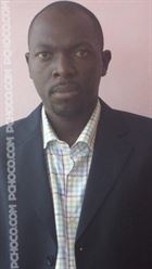 Faber a man of 46 years old living in Bénin looking for a woman