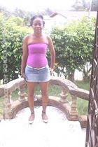 Diana27 une femme de 48 ans vivant en Jamaïque recherche des hommes et des femmes