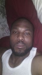 Newton24 a man of 43 years old living at Kingston looking for some men and some women