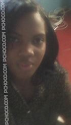 Bubblez a woman of 33 years old living at Trinité-et-Tobago looking for some men and some women