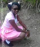 Aleana a woman of 29 years old living in Jamaïque looking for some men and some women