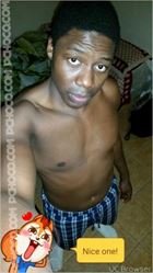 Francis331 un homme noir de 31 ans recherche une jeune femme noire