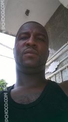 Mrdoitnice a man of 38 years old living at Nassau looking for a woman