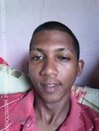 Michou23 a man of 28 years old living at Les Abymes looking for a woman