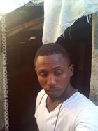 Macken1 a man of 35 years old living at Port-au-Prince looking for some men and some women