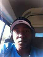 Fungai4 a man of 32 years old living at Dubai looking for some men and some women