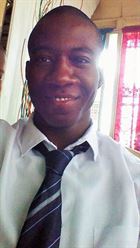 Harold32 a man of 33 years old living in Guyana looking for some men and some women