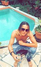 Nico38 a man of 27 years old living in Martinique looking for a woman