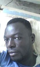 Ernesto15 a man of 38 years old living in Ghana looking for some men and some women