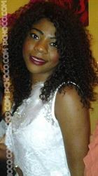 Belledina a woman of 35 years old living at Anvers looking for some men and some women