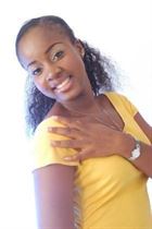 Bela4me a woman noire of 36 years old looking for some men and some women