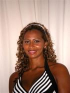 Mariabelle a woman of 45 years old living at São Paulo looking for some men and some women