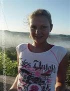 Mavis12 a woman of 34 years old living in États-Unis looking for some men and some women