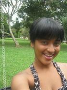 Phina1 a woman of 35 years old living at Anvers looking for some men and some women