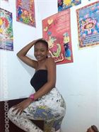 Sonia45 a woman of 35 years old living in États-Unis looking for some men and some women