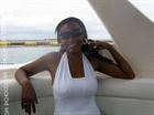 Fathima a woman of 34 years old living at New York, New York looking for some men and some women