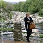 DrVera a woman of 47 years old living in États-Unis looking for some men and some women