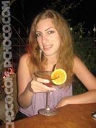 Lorajenny a woman of 39 years old living at Paris looking for some men and some women