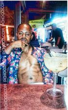 Brent8 a man of 34 years old living at District of Columbia, Washington looking for a young woman