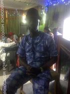 PrinceATM un homme de 45 ans vivant au Nigeria recherche des hommes et des femmes