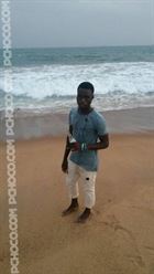 Raymond171 a man of 26 years old living in Belgique looking for a woman