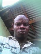 Oluwafemi7 a man noir of 43 years old looking for some men and some women