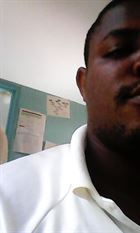 Andre154 a man of 37 years old living at Port-au-Prince looking for some men and some women