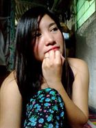 Elvie a woman of 36 years old living at Manila looking for a man