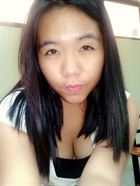 RheaMae a woman of 34 years old living at Manila looking for a man