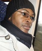 Makoko a man of 42 years old living at Hamburg looking for a young woman