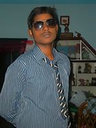 Yokesh a man of 30 years old living at Chennai looking for a woman