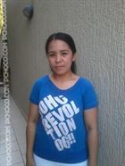 Jurai1 a woman of 42 years old living at Manila looking for some men and some women