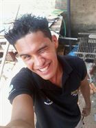 Jeisson a man of 34 years old living at São Paulo looking for some men and some women